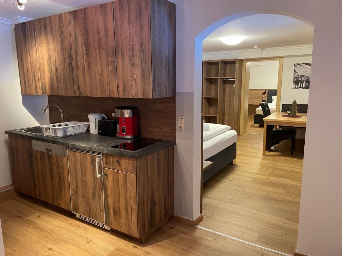 Apartament Haus Willibald Saalbach-Hinterglemm Zewnętrze zdjęcie