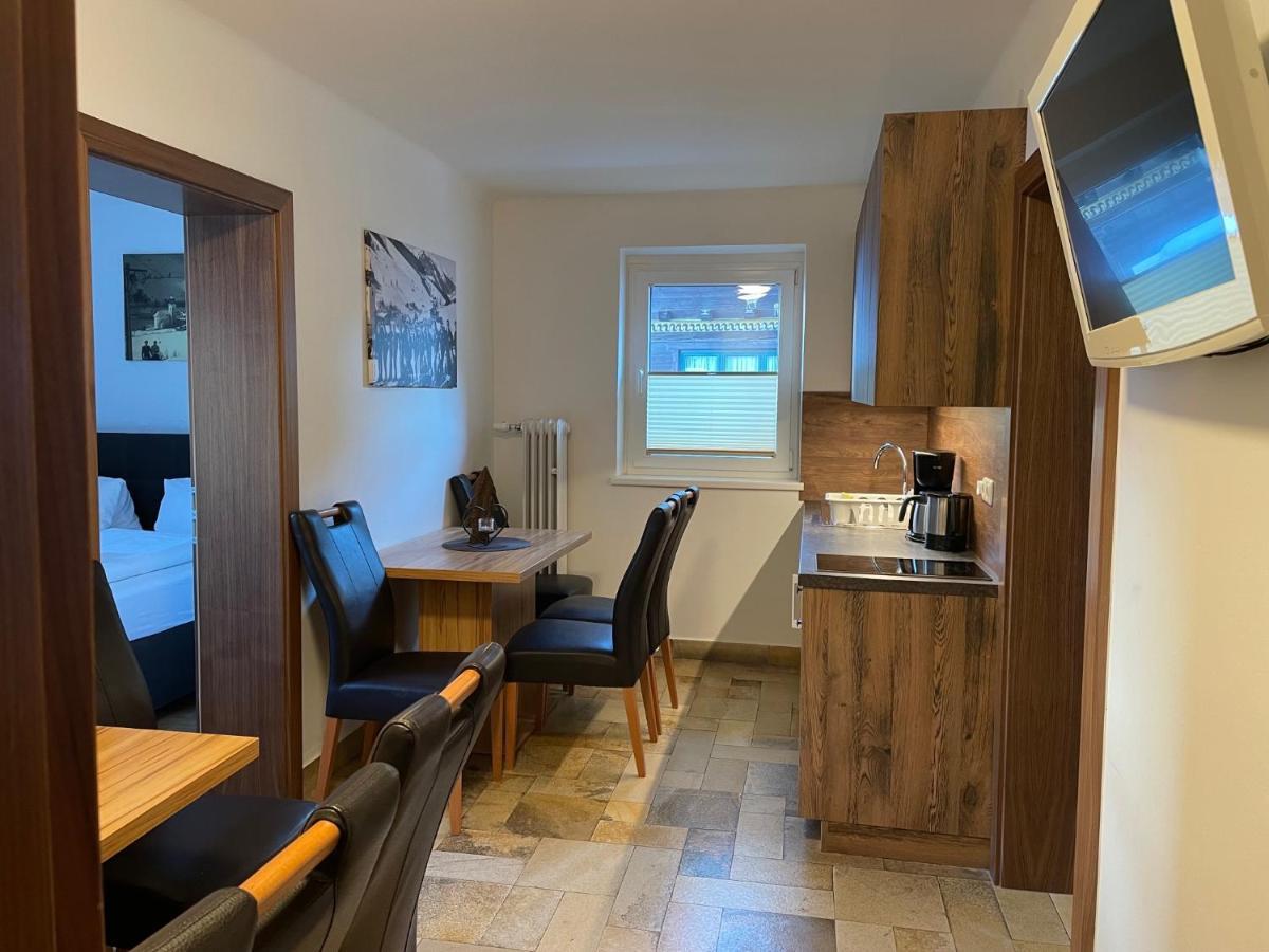 Apartament Haus Willibald Saalbach-Hinterglemm Zewnętrze zdjęcie