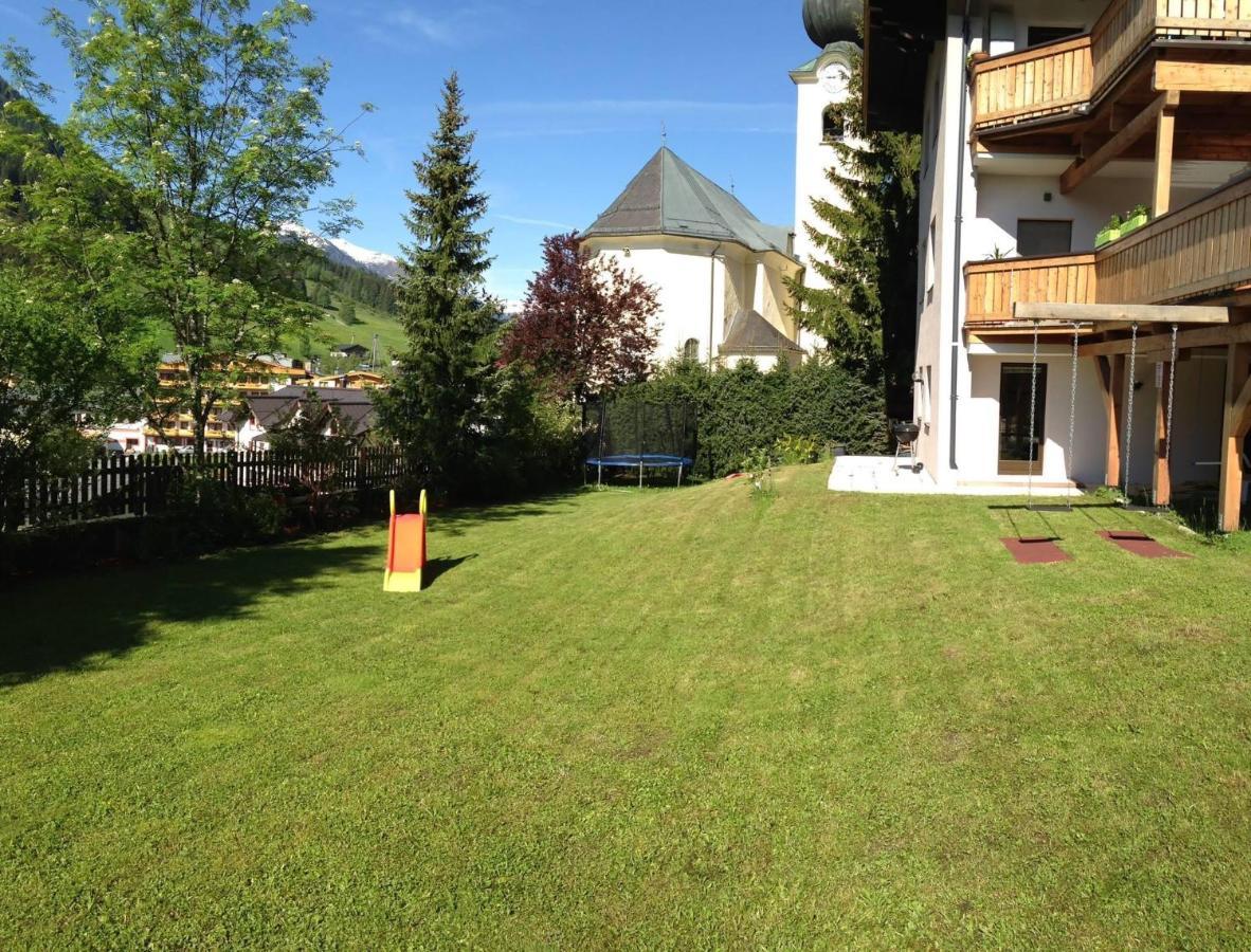 Apartament Haus Willibald Saalbach-Hinterglemm Zewnętrze zdjęcie
