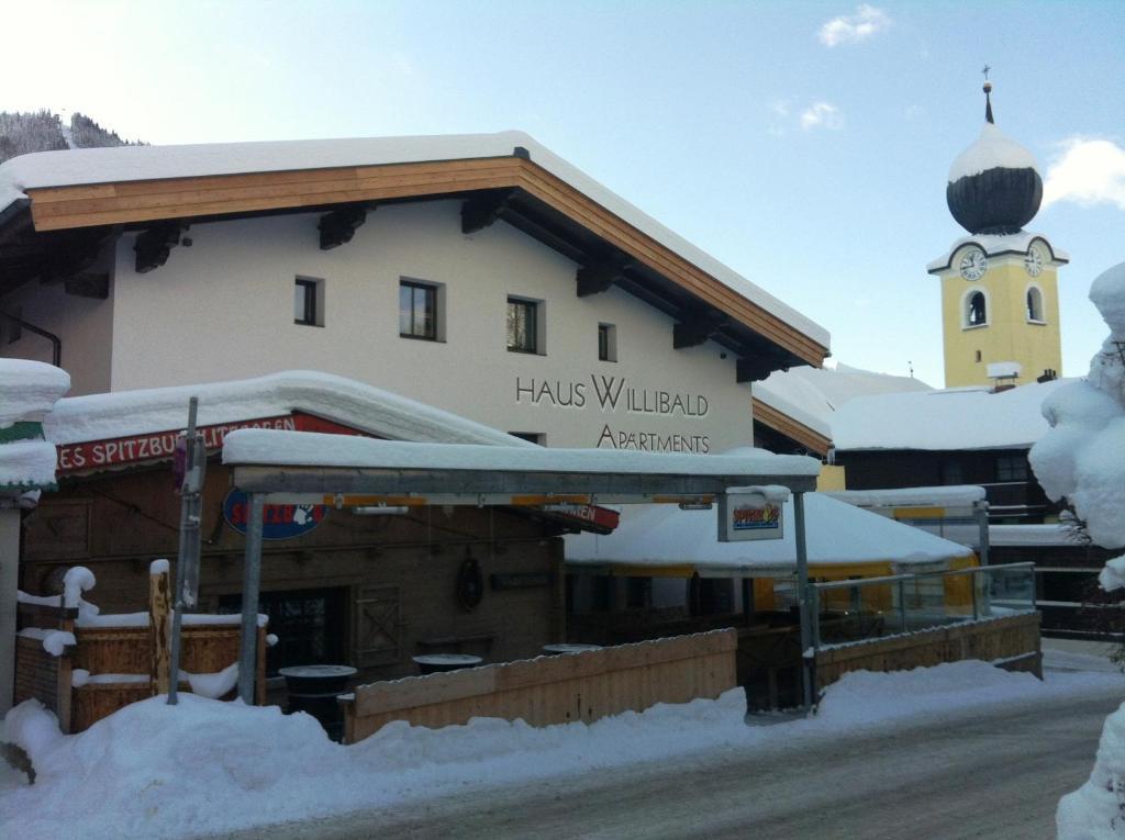 Apartament Haus Willibald Saalbach-Hinterglemm Zewnętrze zdjęcie