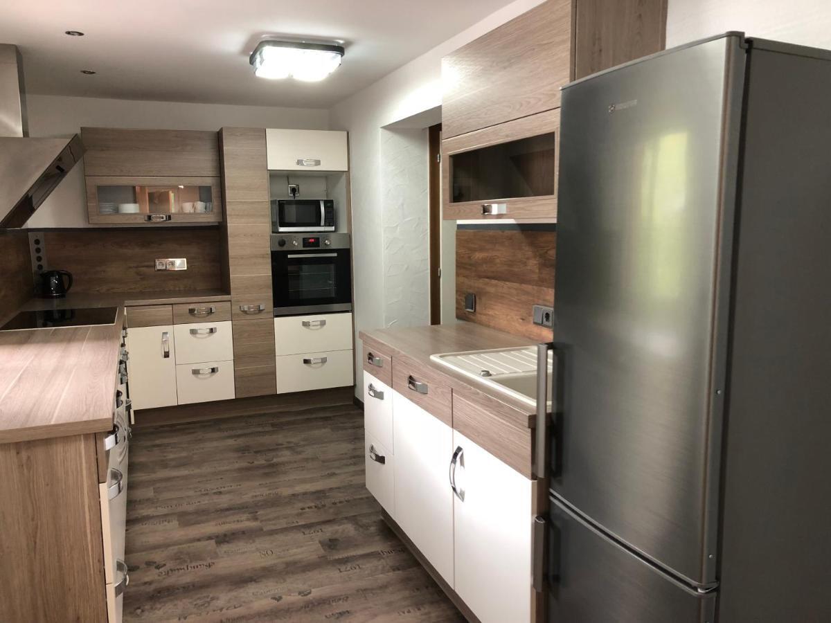 Apartament Haus Willibald Saalbach-Hinterglemm Zewnętrze zdjęcie